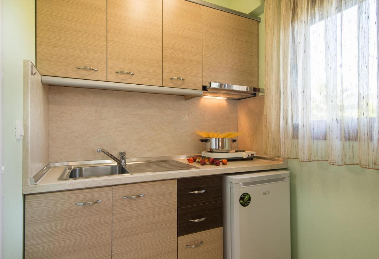 شقة Rodon Garden سارتي المظهر الخارجي الصورة